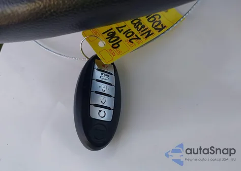 2017 Nissan Rogue Sl z USA, uszkodzony, nr VIN 5N1AT2MV8HC780705